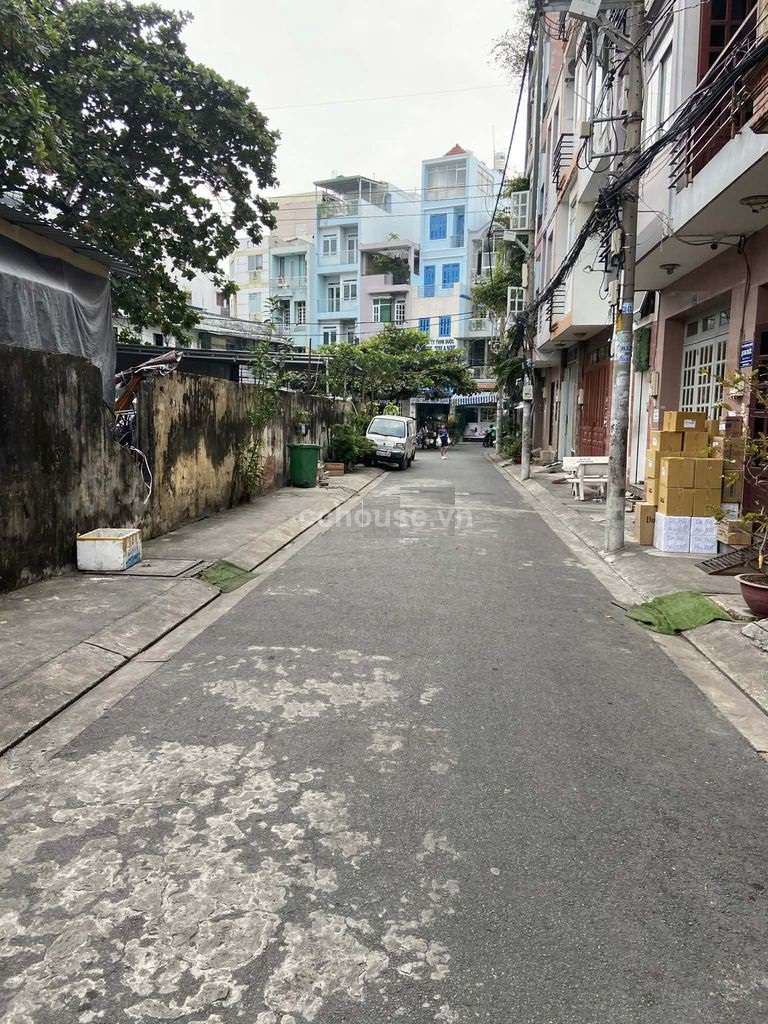 Bán nhà 2MT Nguyễn Giản Thanh, P.Hòa Hưng. DT 3x20m, 3 tầng ST