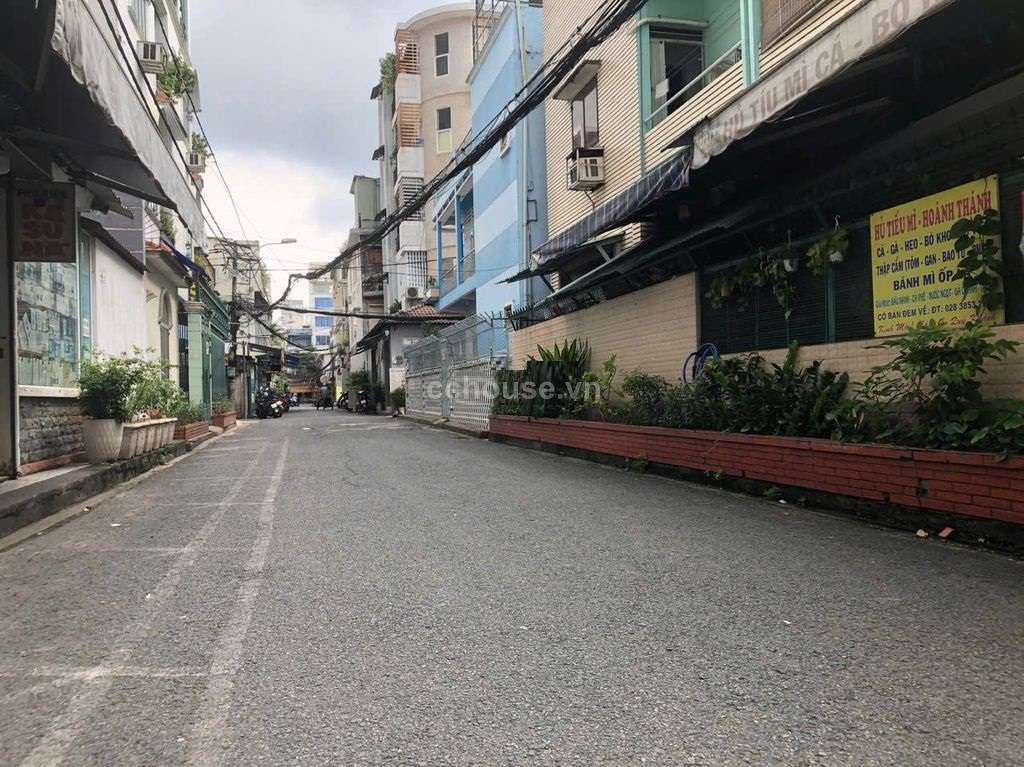 Bán nhà HXH Nguyễn Tri Phương, P.Diên Hồng. DT 3.5x12.5m, 4 tầng ST