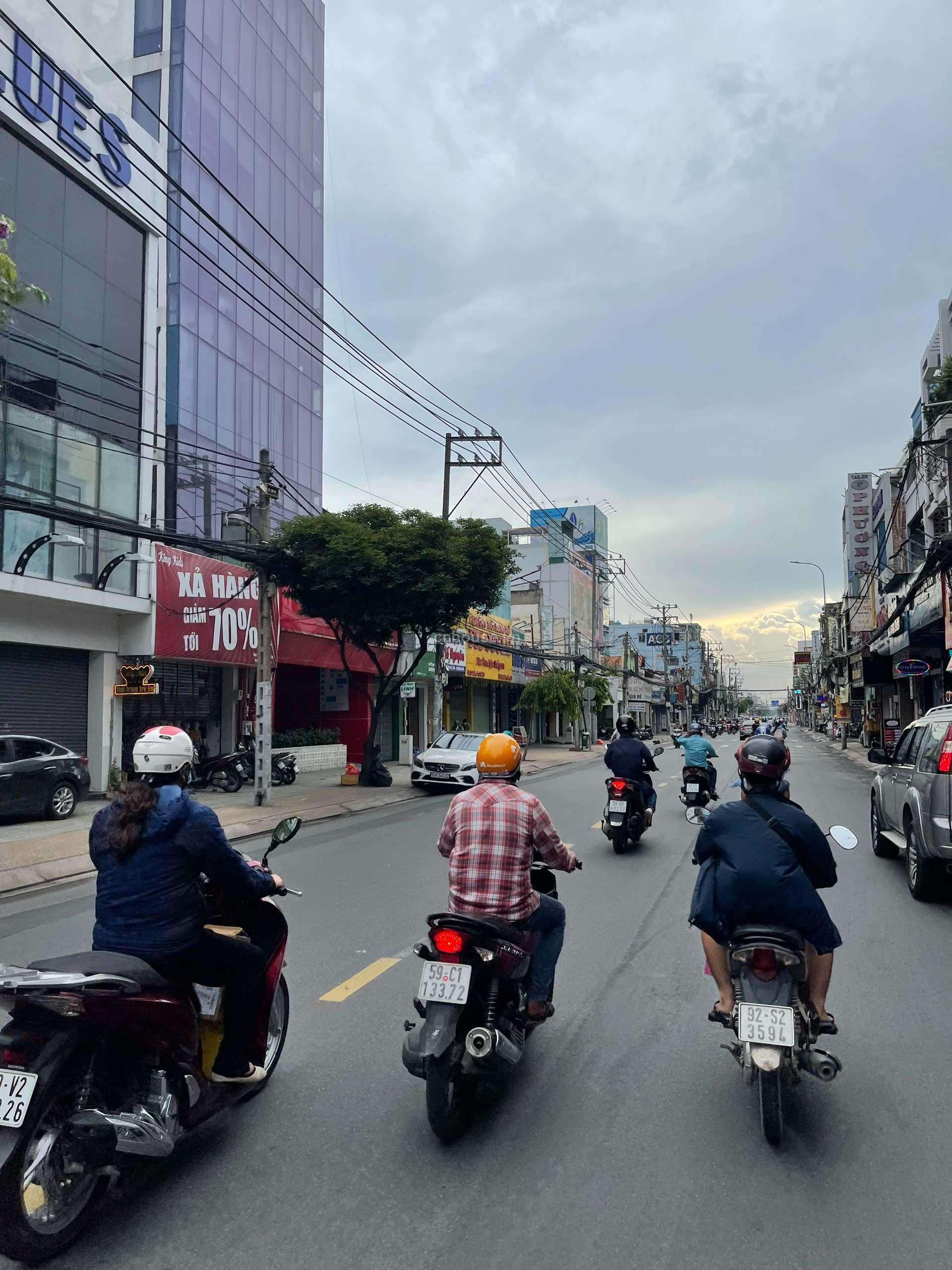 Ban-nha-MTKD-duong-CMT8-PTan-Son-Nhat-DT-12x25m-2-tang-id9361