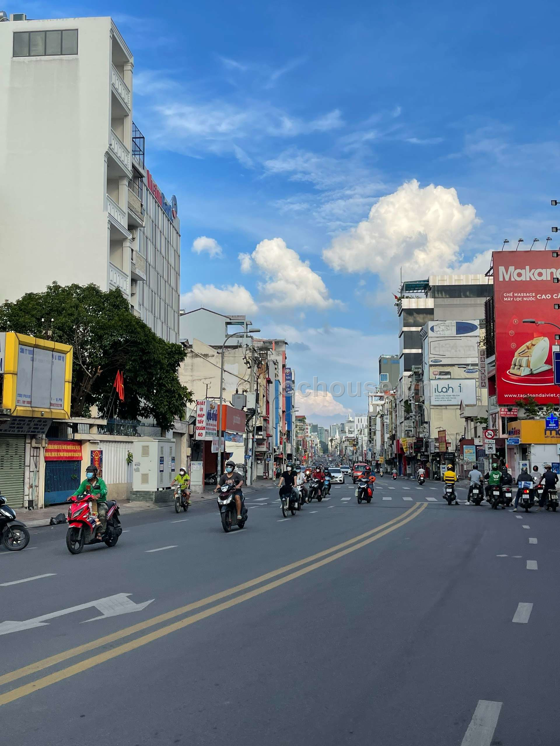 Bán nhà 2MT Phan Đình Phùng, P.Cầu Kiệu. DT 4x25m, 4 tầng