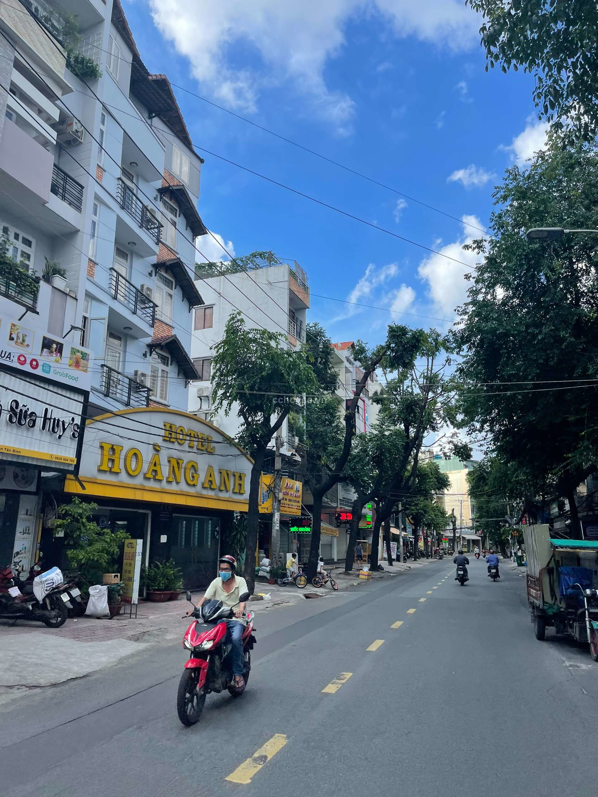 Bán nhà căn góc MTKD Nguyễn Thái Bình, P.Bảy Hiền. DT 5x16m, 3 tầng