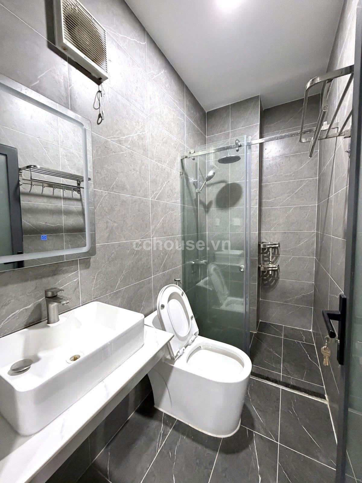 CHDV CAO THẮNG, Q10 - LÔ GÓC - HẺM XE HƠI - 60M2 (5x12) A4 - GIÁ 15.5 TỶ TL