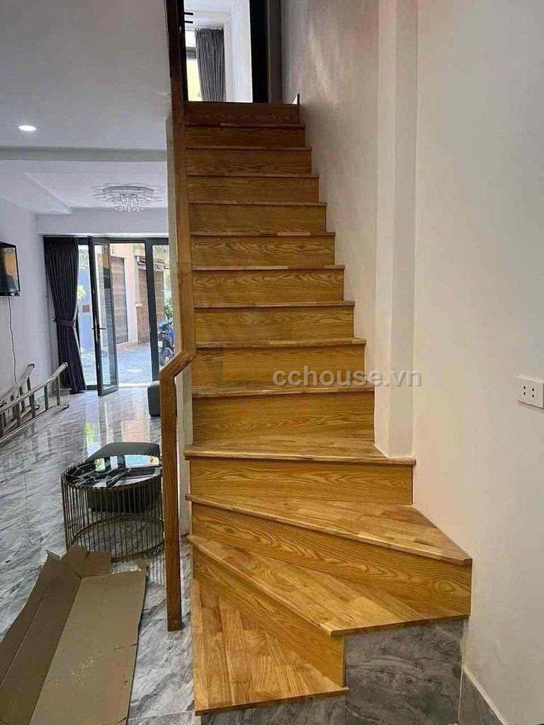 Bán nhà HXH Nguyễn Kim, P.Diên Hồng. DT 3.2x11m, 2 tầng