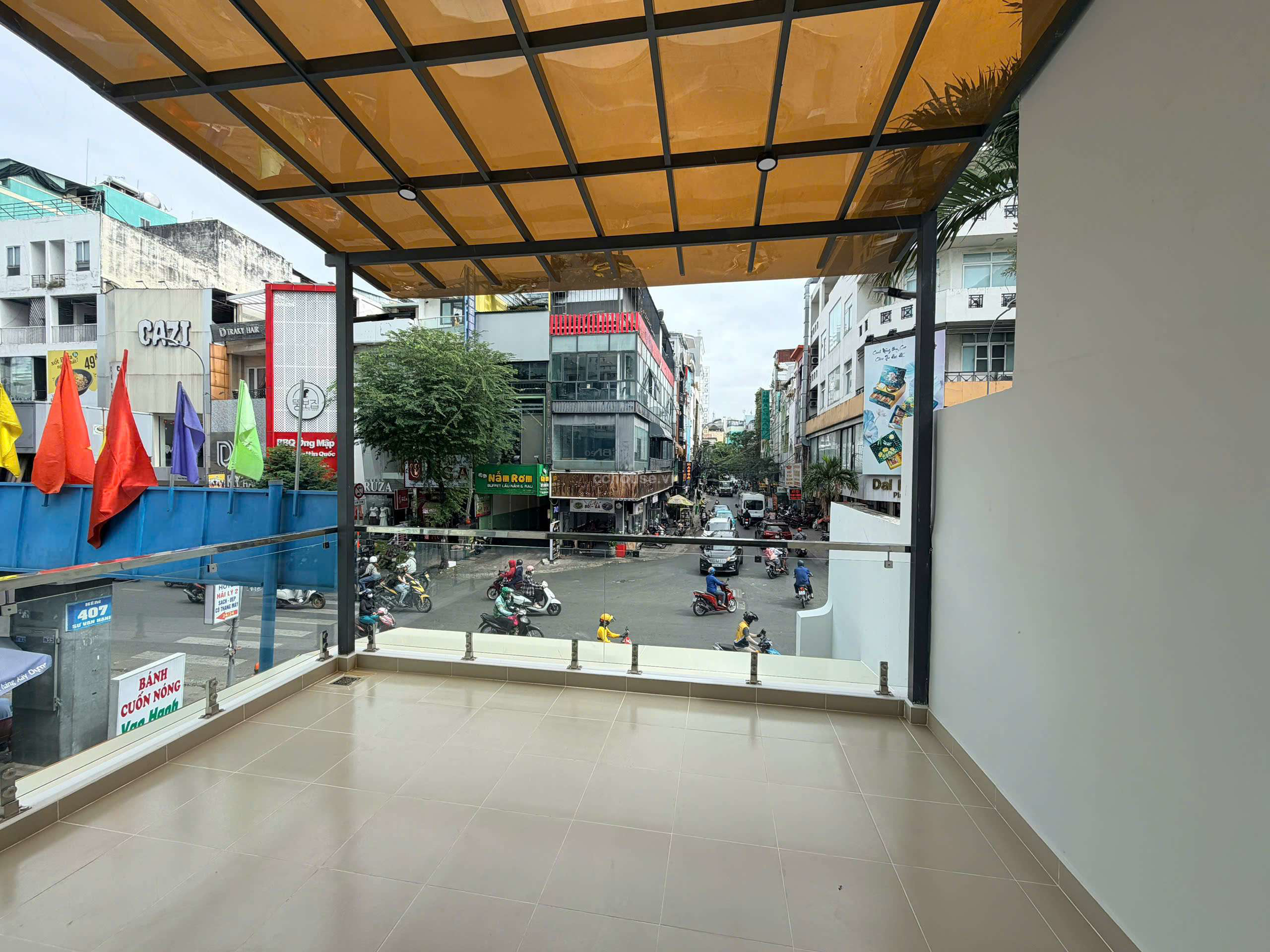 MẶT TIỀN 405B SƯ VẠN HẠNH - CĂN GÓC HẺM XE HƠI QUẬN 10.
