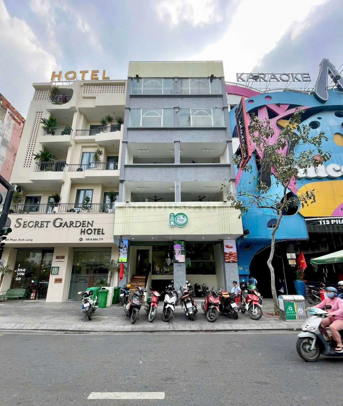 Bán nhà MT 103- 105 Phan Xích Long. Diện tích : 8m x 16m