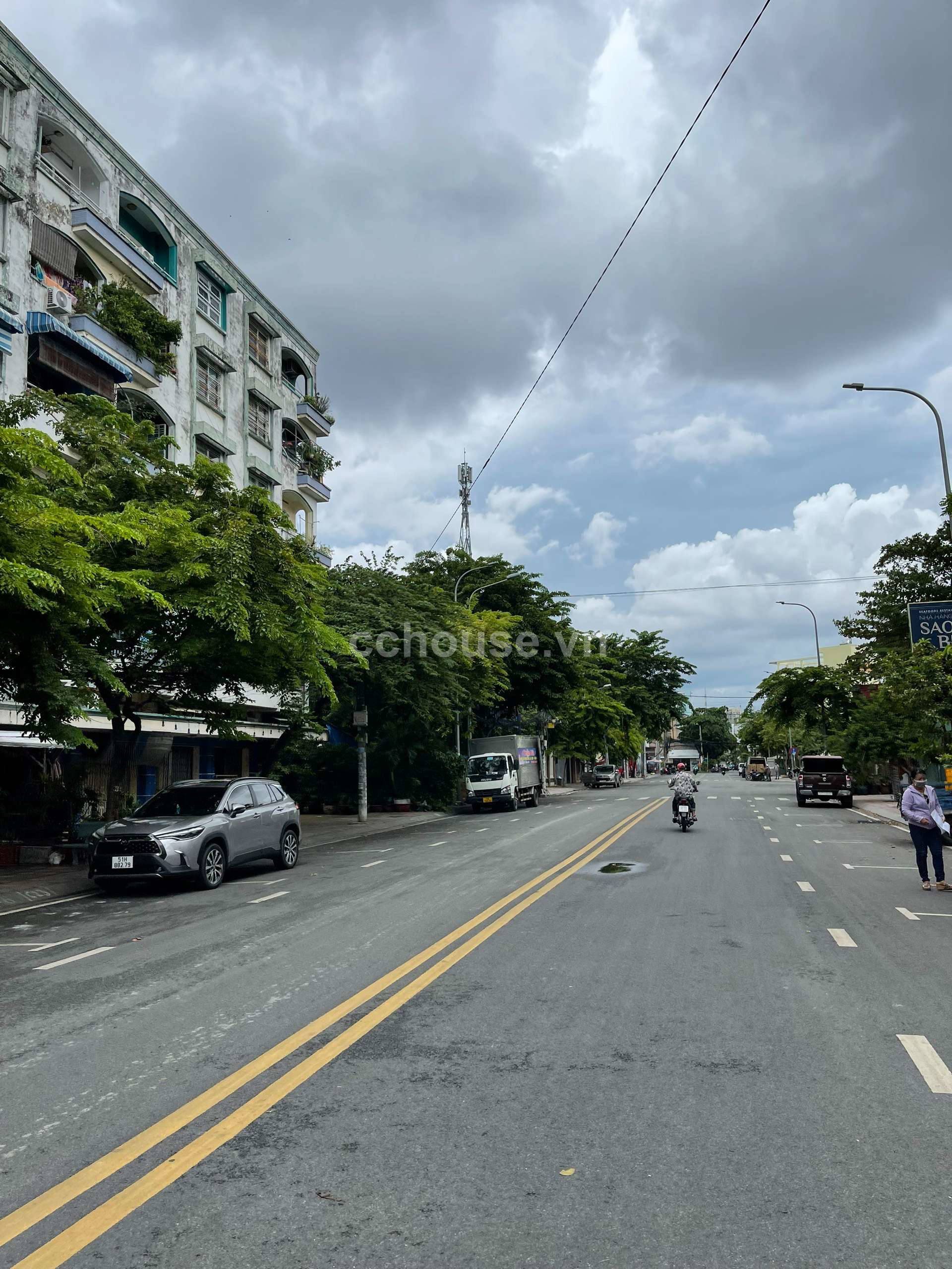 Bán nhà 2MT Nguyễn Giản Thanh, P.Hòa Hưng. DT 3.1x19.4m, 4 tầng