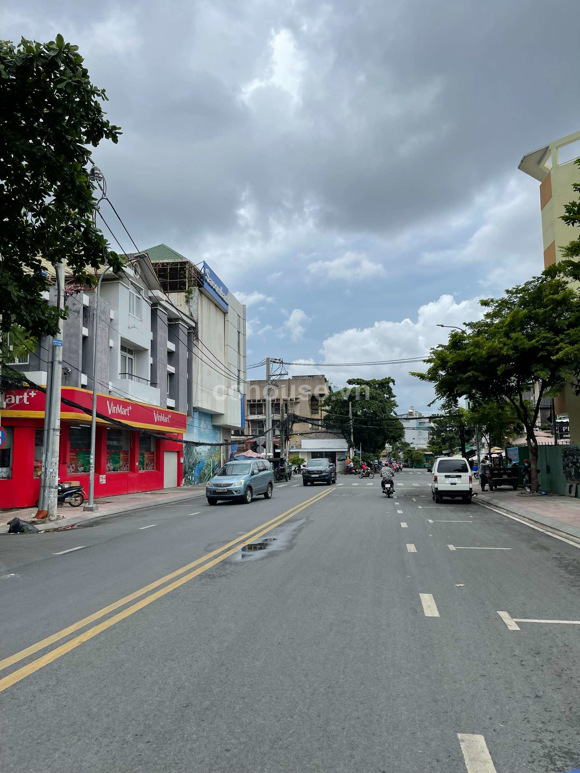 Bán nhà 2MT Nguyễn Giản Thanh, P.Hòa Hưng. DT 3.1x19.4m, 4 tầng
