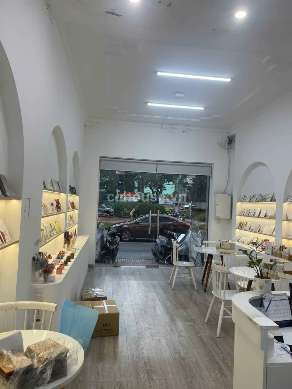 Nha-hem-xe-tai-283-Cach-mang-thang-8-Q10-khu-Ha-Do-Centrosa-id9767