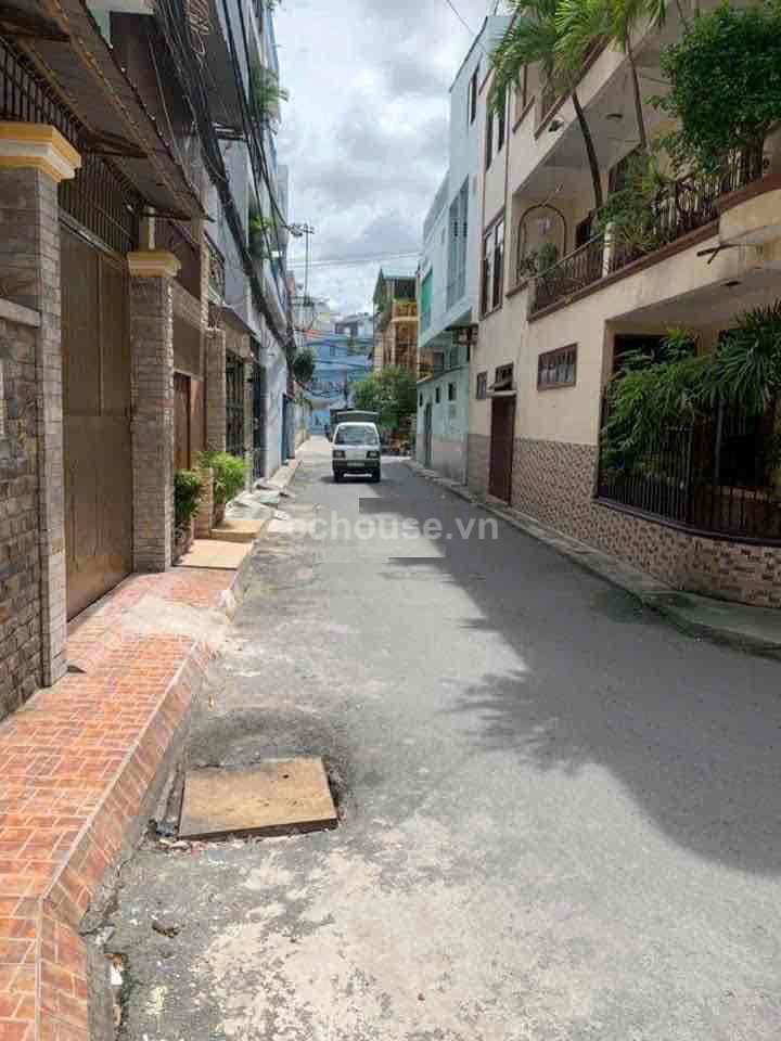Bán nhà HXH Lạc Long Quân, P.Bình Thới. DT 8x14m, 3 tầng ST