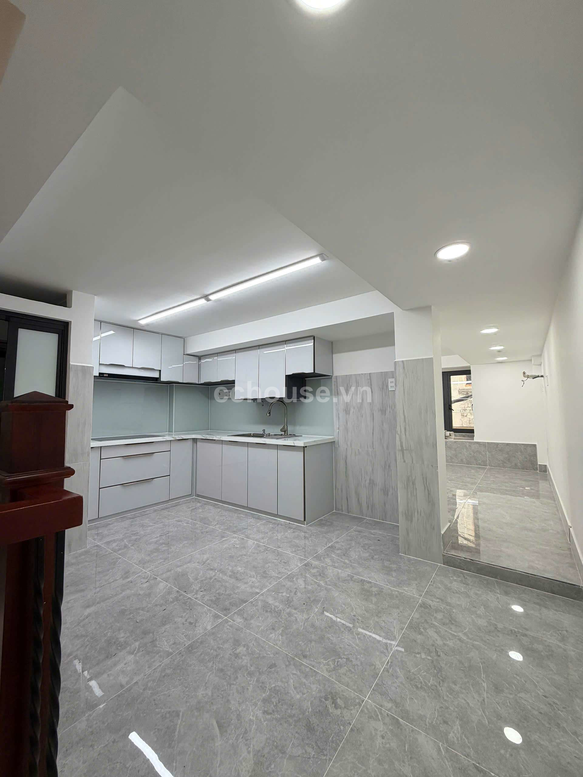 SIÊU PHẨM 6 TẦNG 40M2 HXH 5M SAU LƯNG MẶT TIỀN CAO ĐẠT Q5, CÓ THANG MÁY