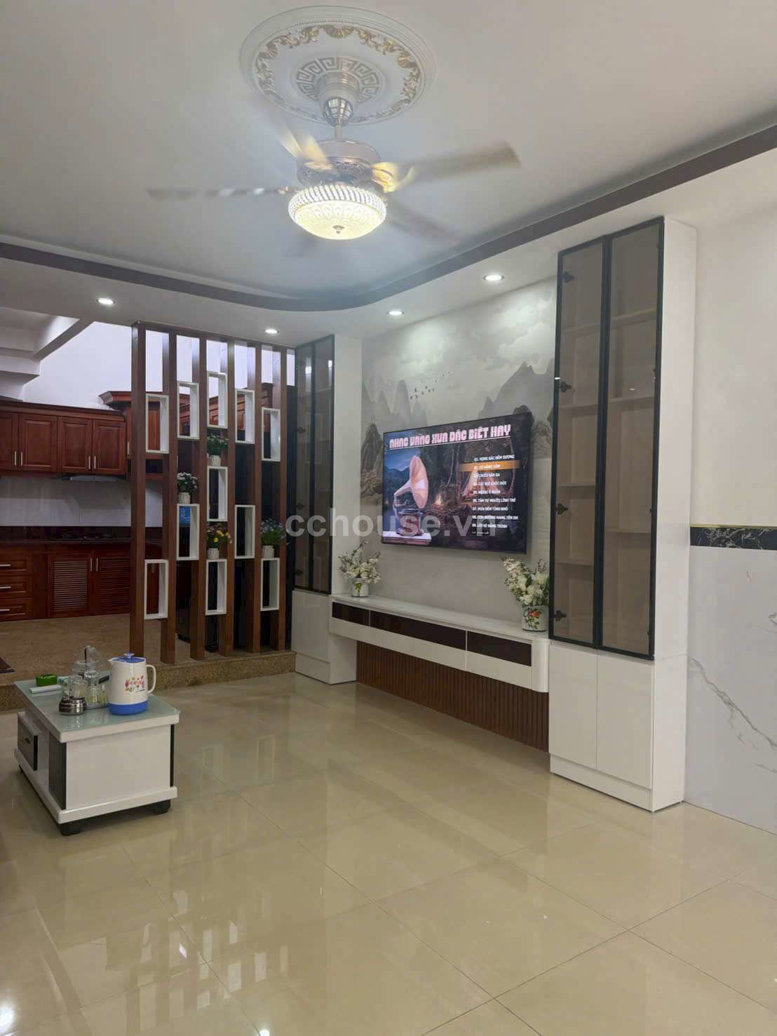 Nhà 5 tầng Hẻm xe hơi thông thoáng khu cao cấp Phan Đăng Lưu . P. Phú nhuận