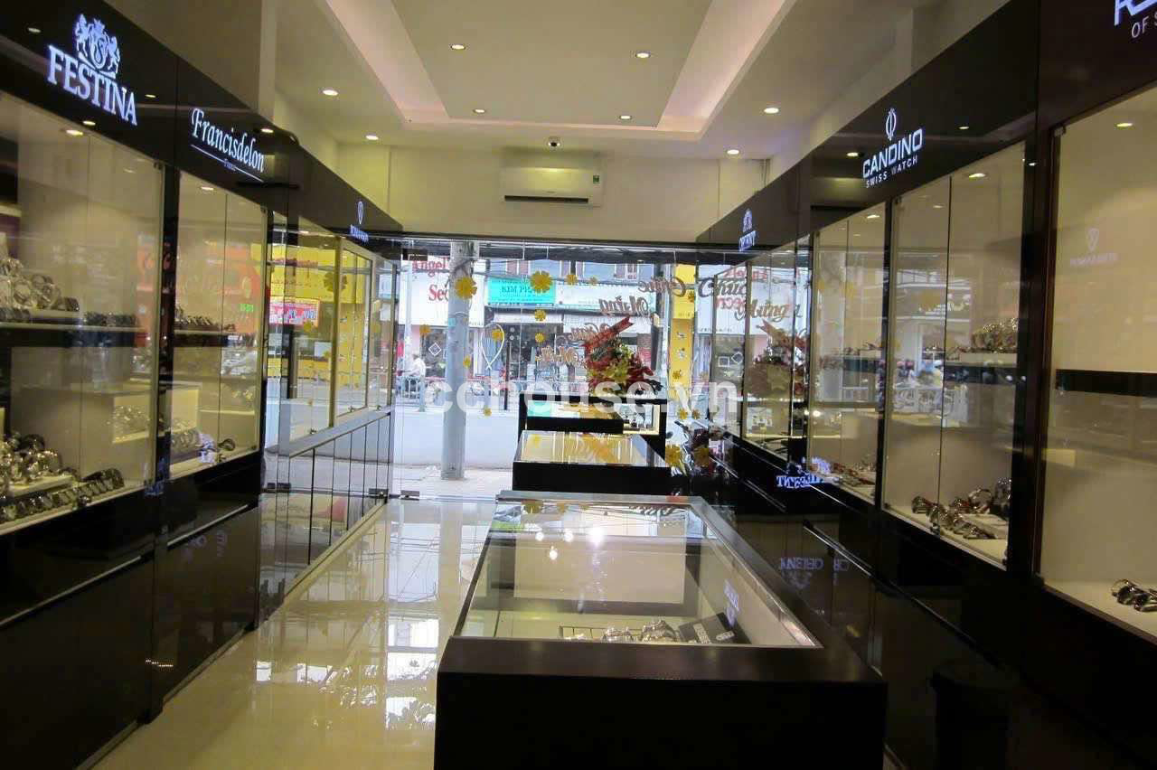 3-Mat-Tien-Le-Van-Sy-Phuong-14-Quan-3-san-hop-dong-thue-50trieuthang-Dien-tich-592m2-id9768