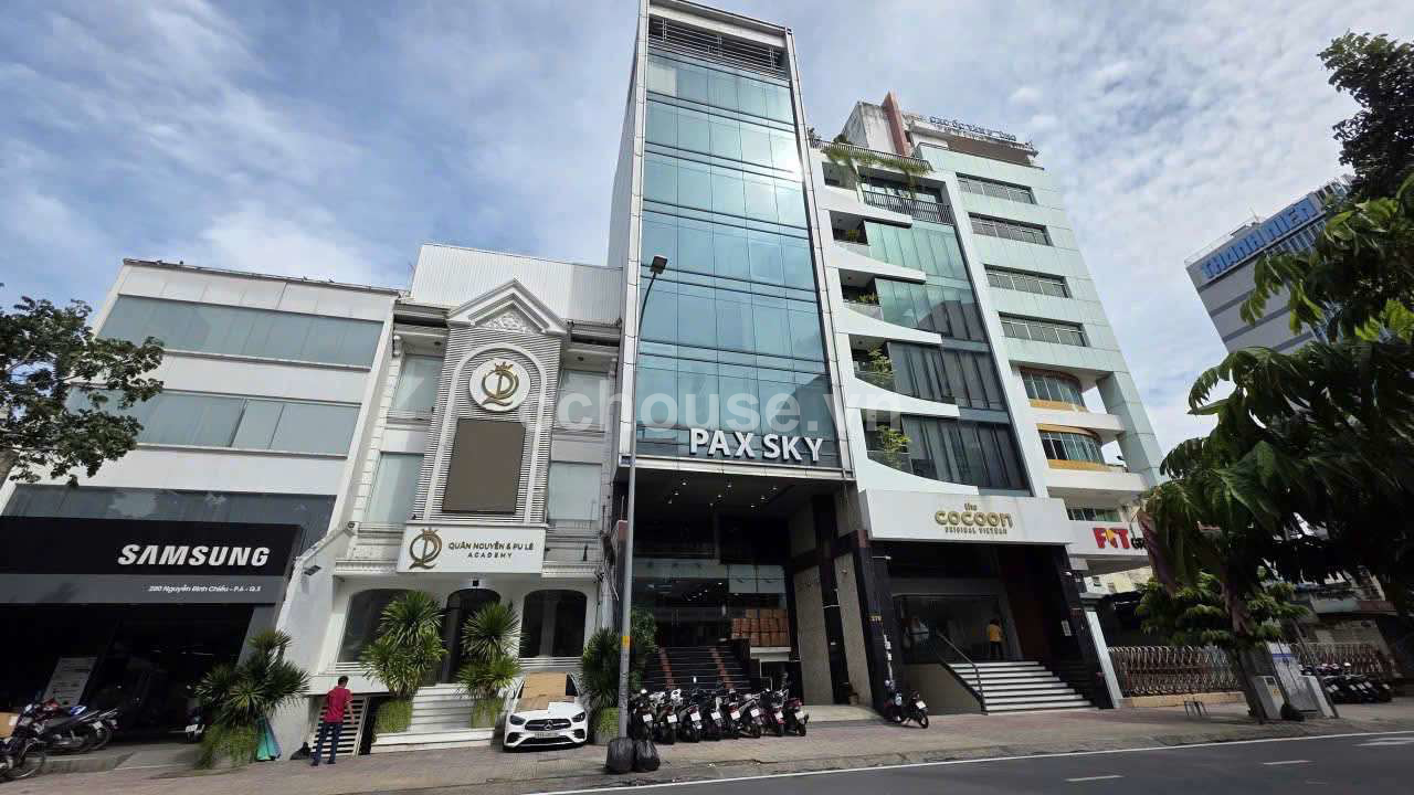 Siêu Phẩm Toà Nhà 102 Nguyễn Đình Chiểu Quận 3 Hầm 10 tầng Doanh Thu 13000 USD / Tháng