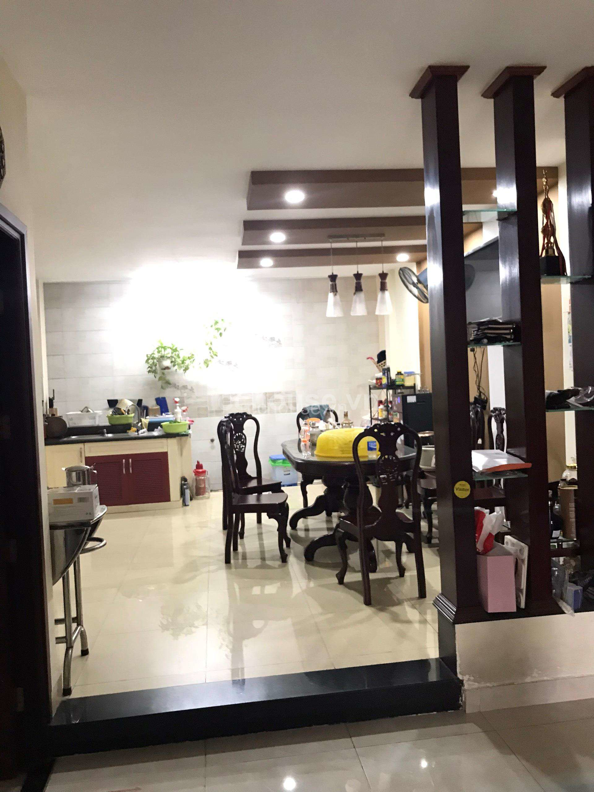 Toà nhà 6 tầng hẻm cao thắng P.12 Q10 . Ngang 5.1m