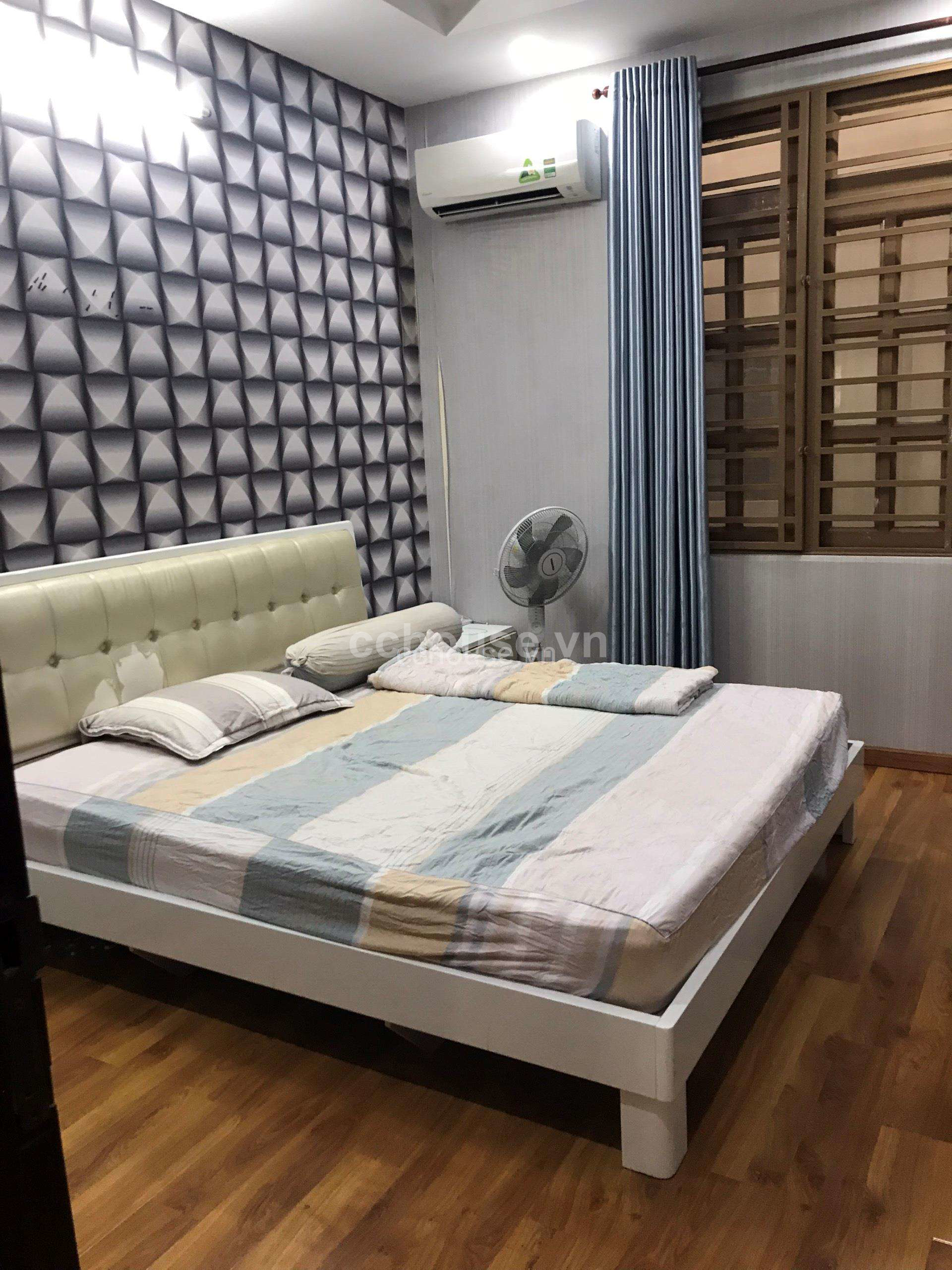 Toà nhà 6 tầng hẻm cao thắng P.12 Q10 . Ngang 5.1m