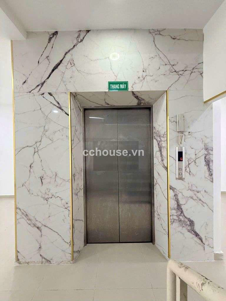 Hẻm XH khu Bàu cát. DT 6m❌16m. Kết cấu 4 tầng có - thang máy. Giá 18.5 tỷ