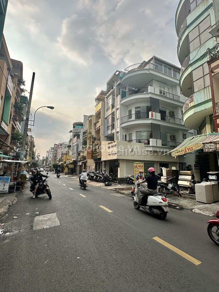 Bán nhà MT Hòa Hảo Quận 10 DT 3m x 12m 