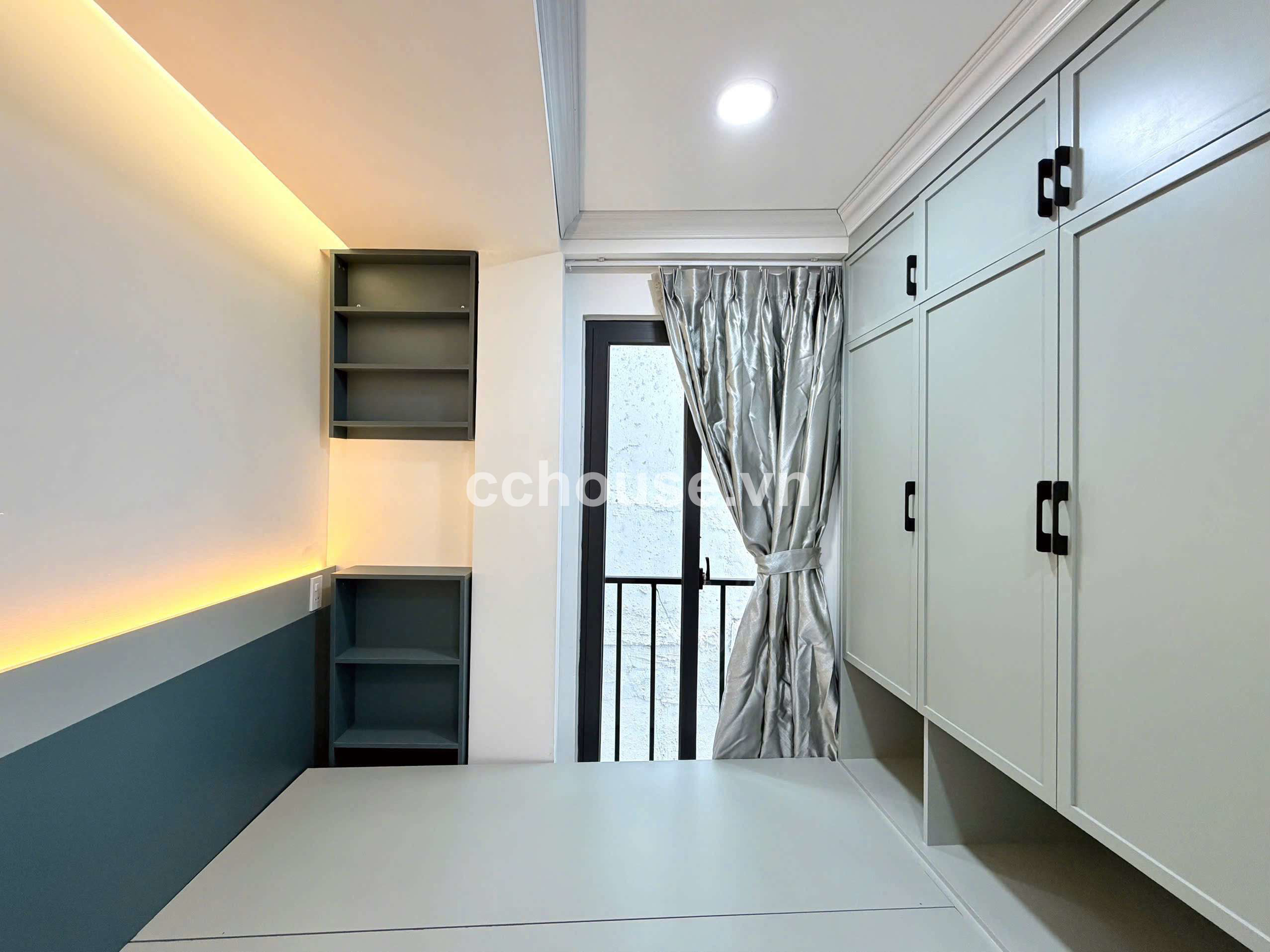Toà Căn Hộ Dịch Vụ 7 Tầng ( Nở hậu : 11.2) . Có Hầm  CMT8  . Q3