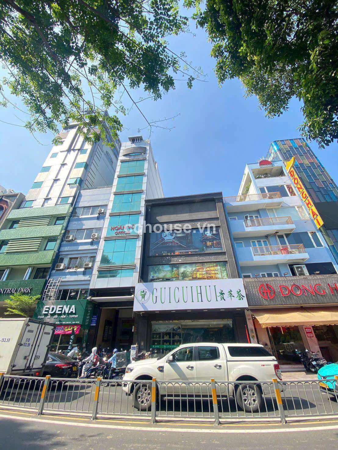 Hai Bà Trưng Quận 3 Ngang 8.5m 225m2 HĐT 230 triệu
Trệt 2 lầu Thang Máy Vị Trí Cực Đẹp