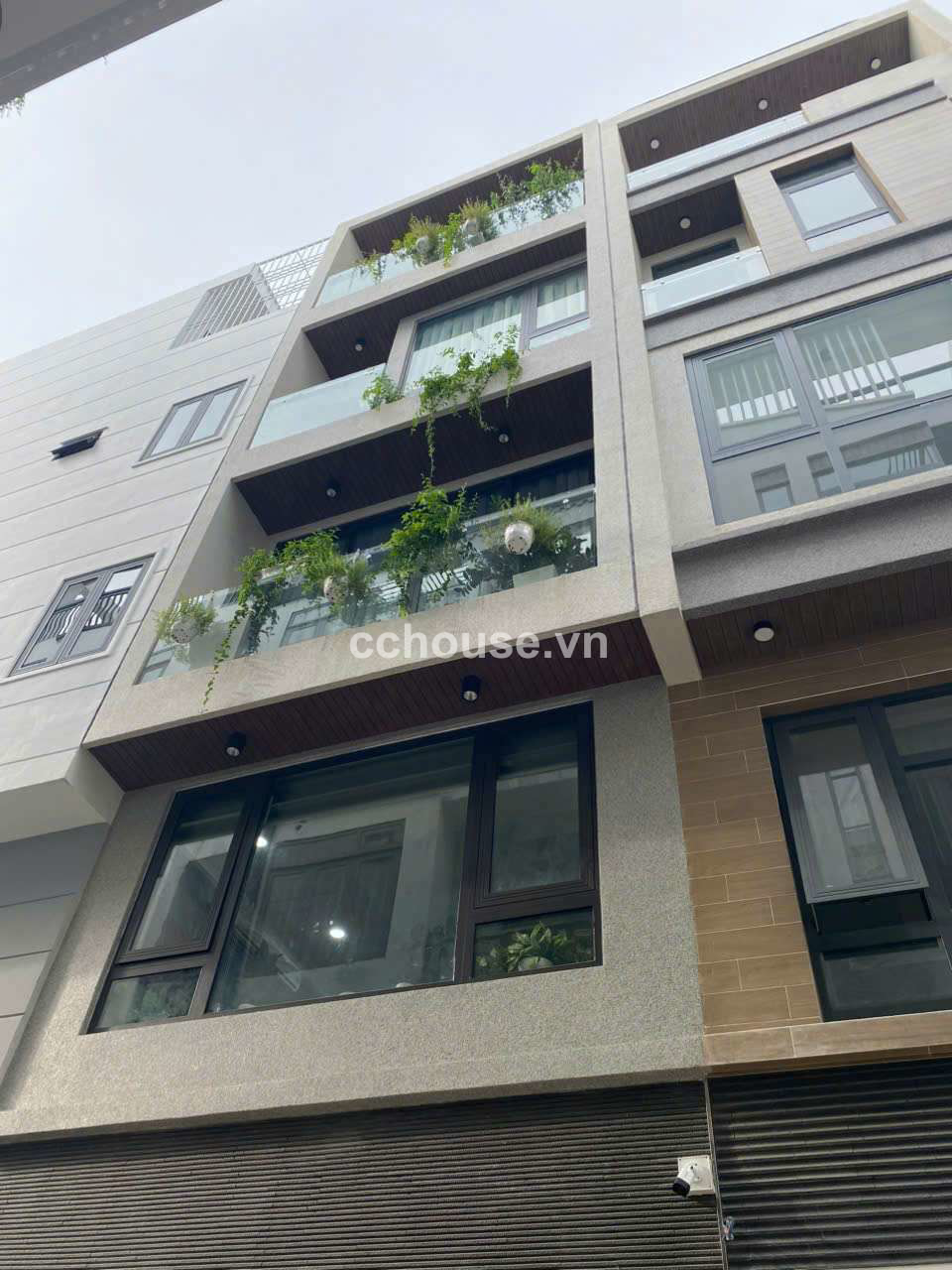 Hẻm nhựa 6m Hồ Biểu Chánh . P. 11. Q. Phú Nhuận