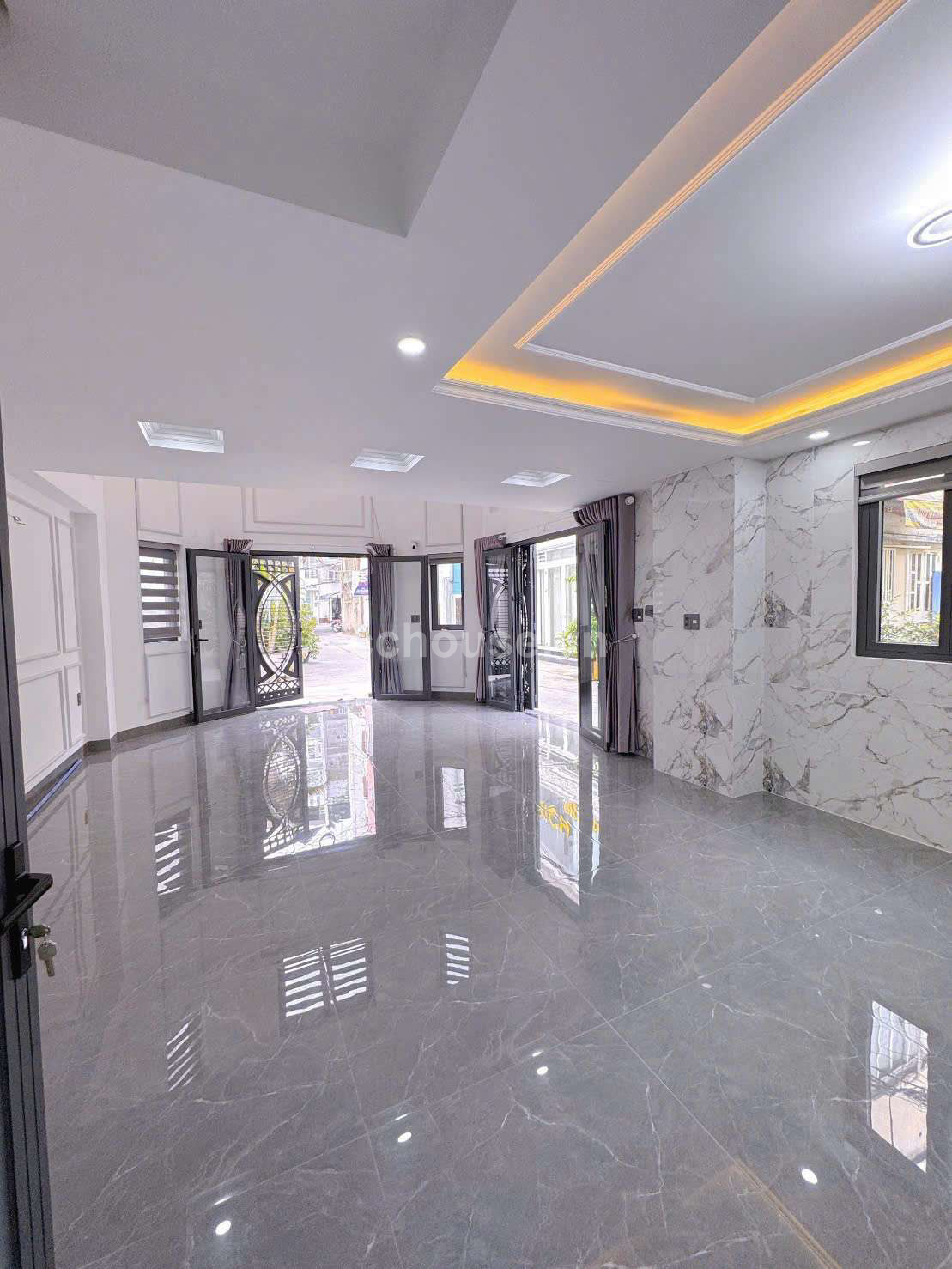 Siêu Phẩm 3 măt tiền ngang 5m  thoáng mát ngay trung tâm Phú Nhuận .