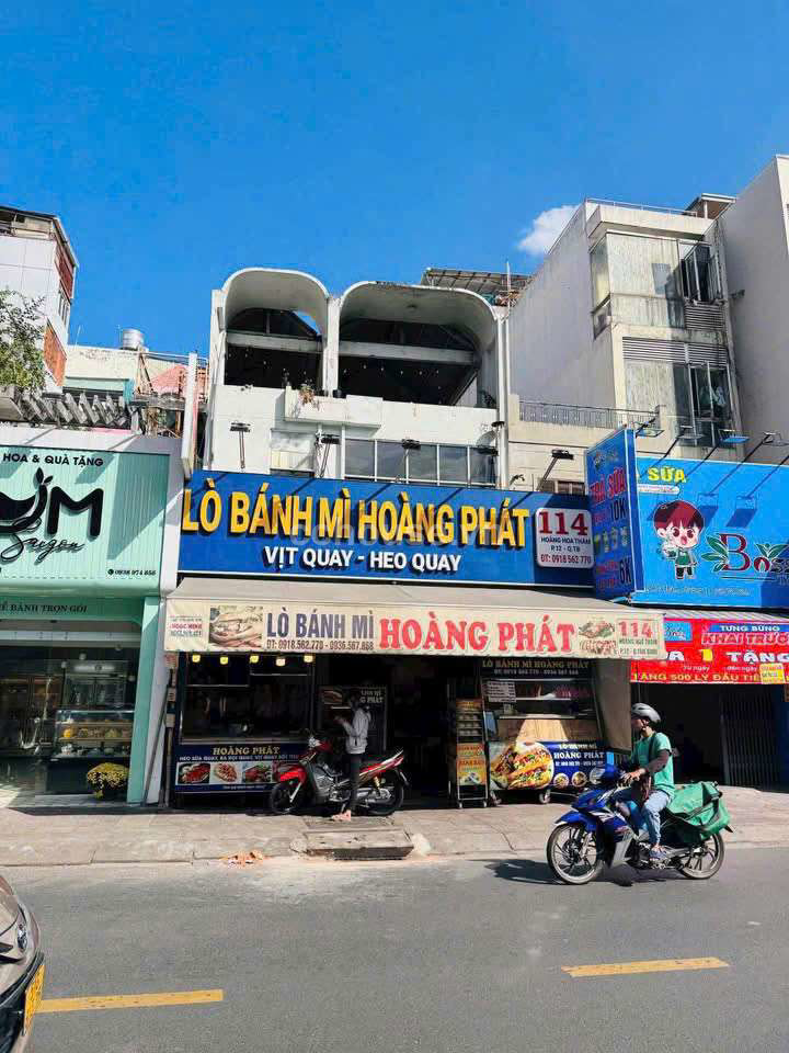 Mat-Tien-Hoang-Hoa-Tham-P12-Quan-Tan-Binh-gan-San-Bay-Tan-Son-Nhat
-Vi-tri-dep-doan-via-he-rong-id9879