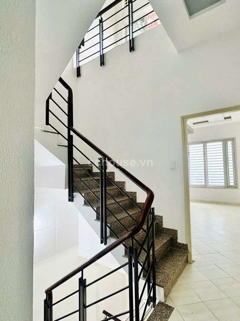 Ban-nha-hem-55-Le-Van-Huan-PTan-Binh-DT-438m²-3-tang-id10100