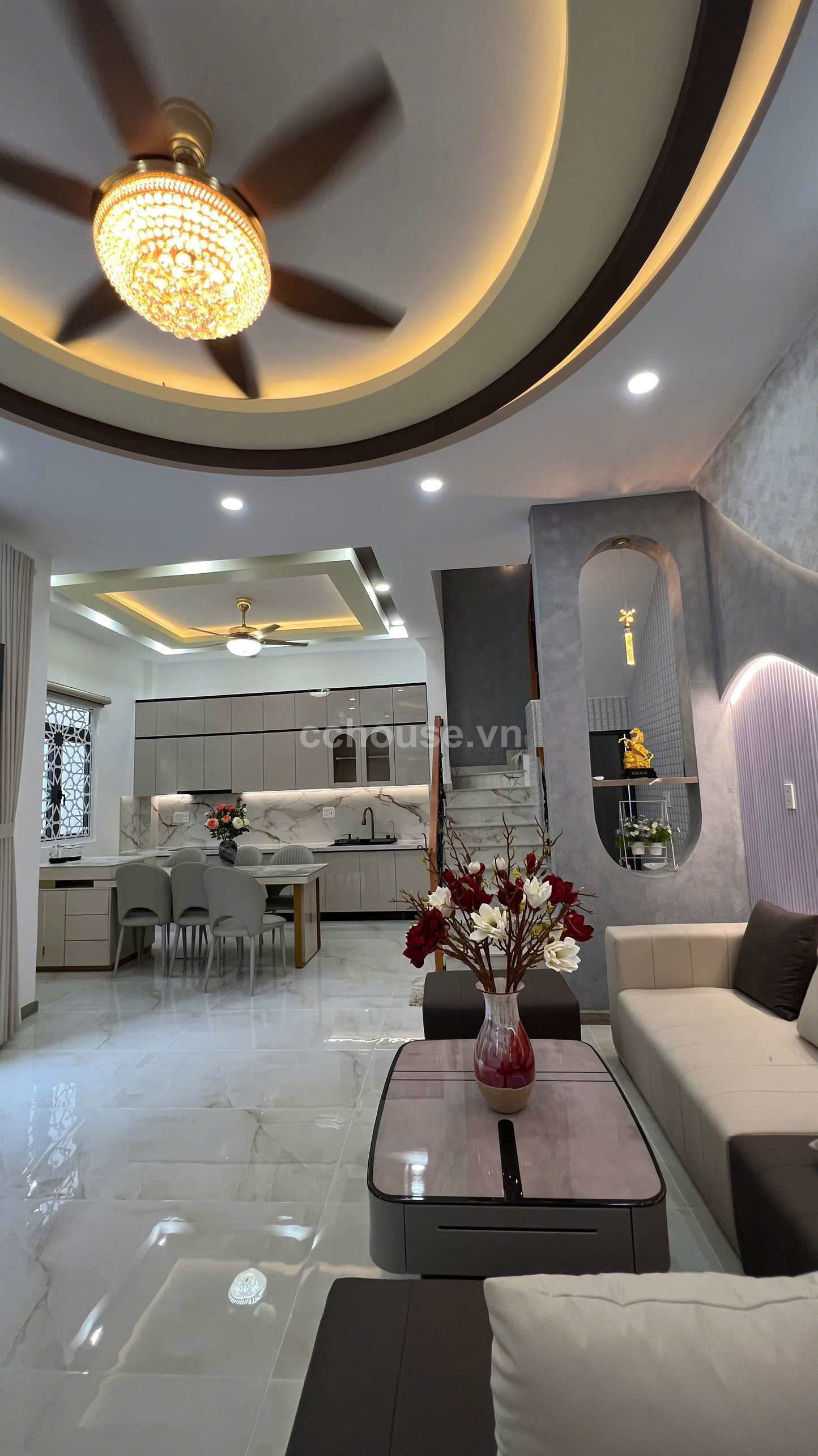 Sieu-Pham-Biet-Thu-Ngang-10m-Duong-32--Q10-Nha-moi-id9942