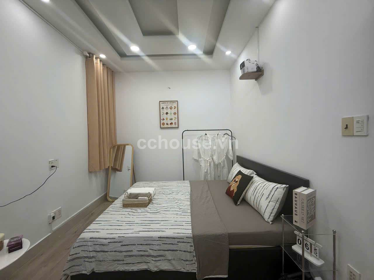  Toà nhà 6 tầng Đường 15m Hoàng Dư Khương, Phường 12. Q.10