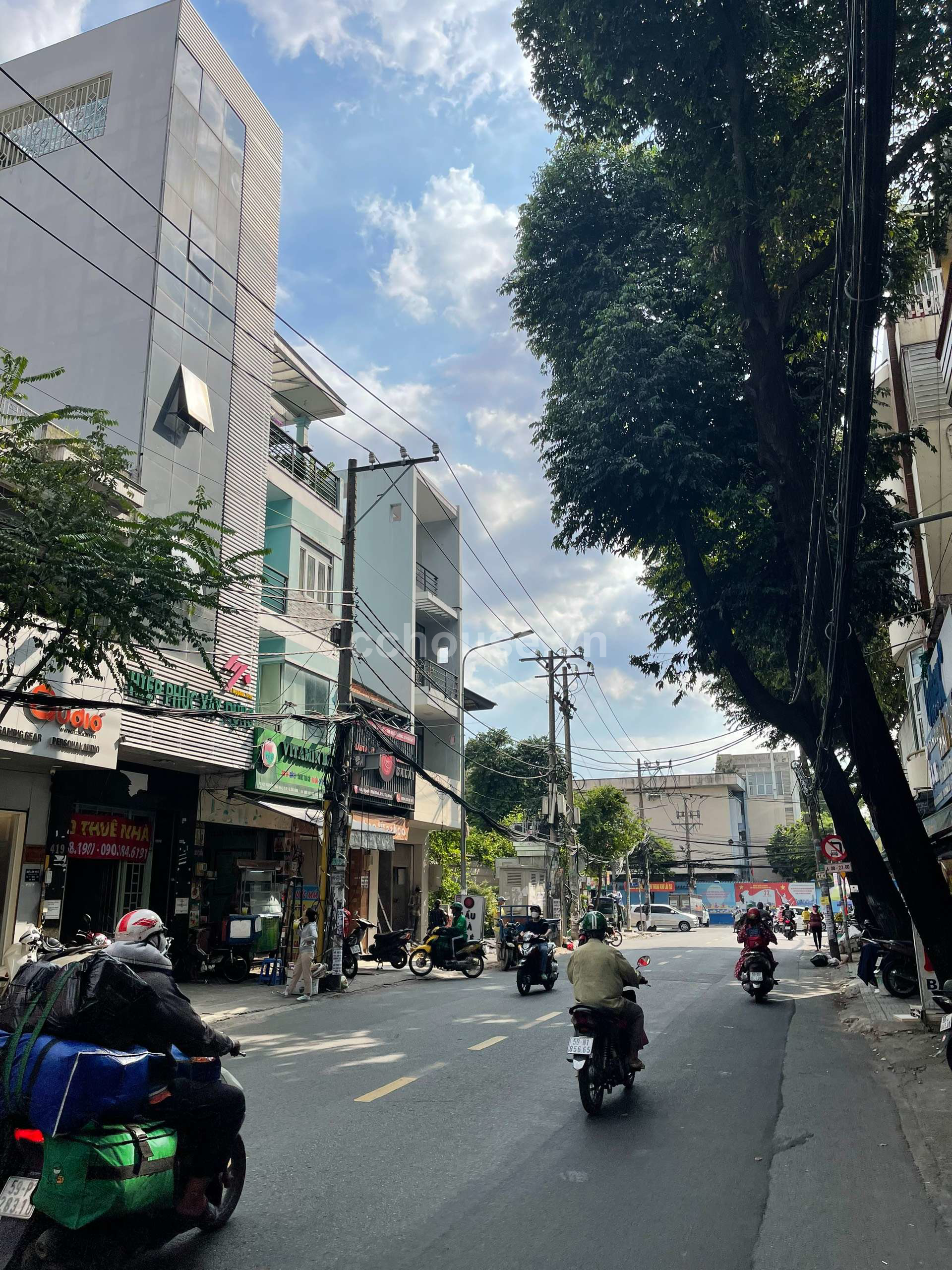 Bán nhà MT Nguyễn Thái Bình, P.Tân Sơn Nhất. DT 4x7.5m, 4 tầng ST