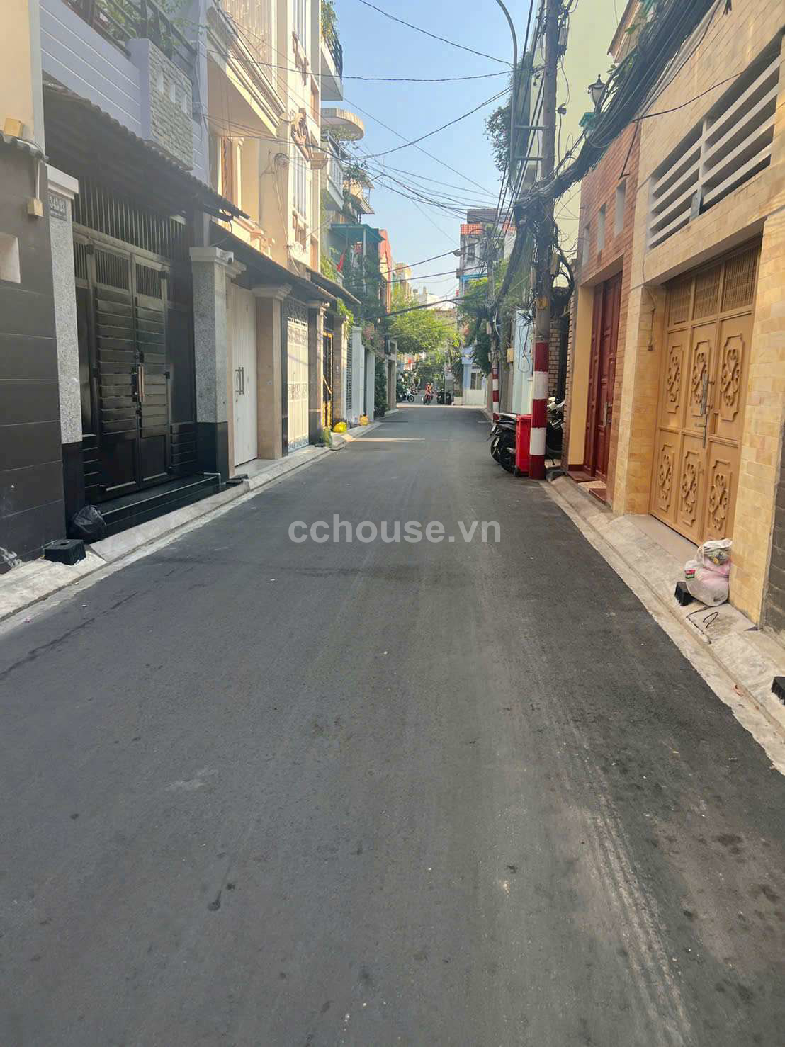  Tòa nhà 6 tầng Hẻm xe hơi Lý Thường Kiệt ngang 5m . Giá dưới 14 tỷ