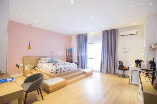 BIỆT THỰ HỒ BIỂU CHÁNH QUẬN PHÚ NHUẬN 5 LẦU ST 267M2 HĐT 120 TRIỆU