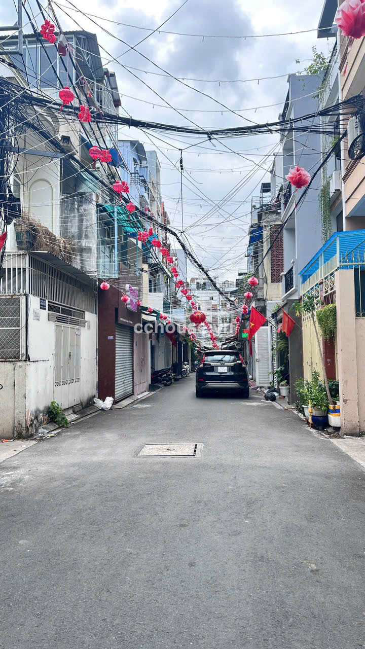 Sieu-Pham-Ngang-Hiem-45-m-Goc-2-Mat-Tien-hem-xe-hoi-Huynh-Van-Banh--Q-Phu-Nhuan-id9904