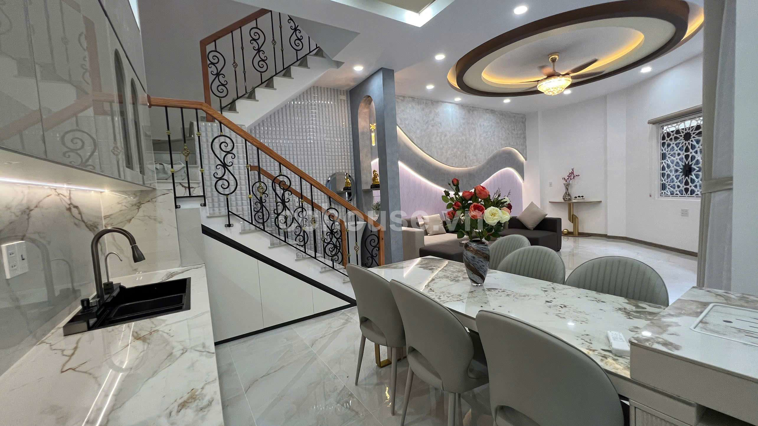 Siêu Phẩm Biệt Thự Ngang 10m Đường 3/2 . Q10 .Nhà mới 