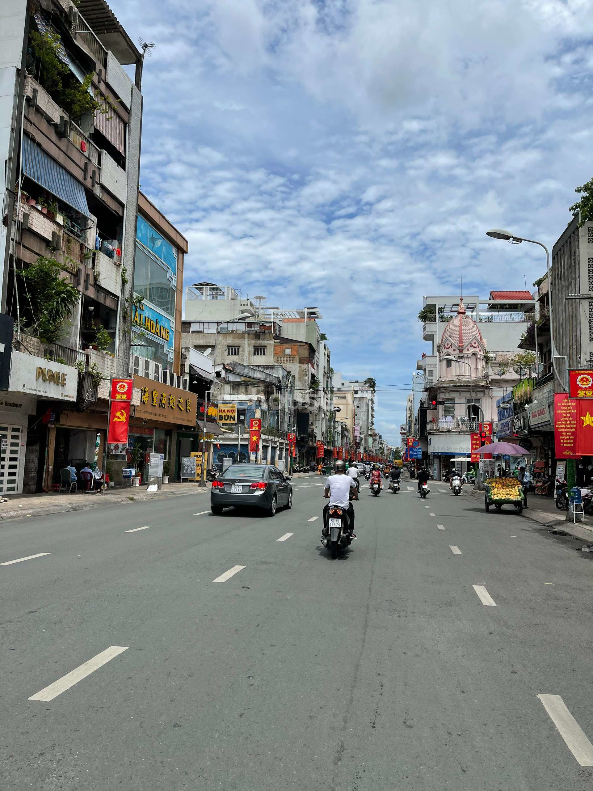 Bán nhà MT Trần Hưng Đạo, P.Chợ Lớn. DT 4x22m, 2 tầng