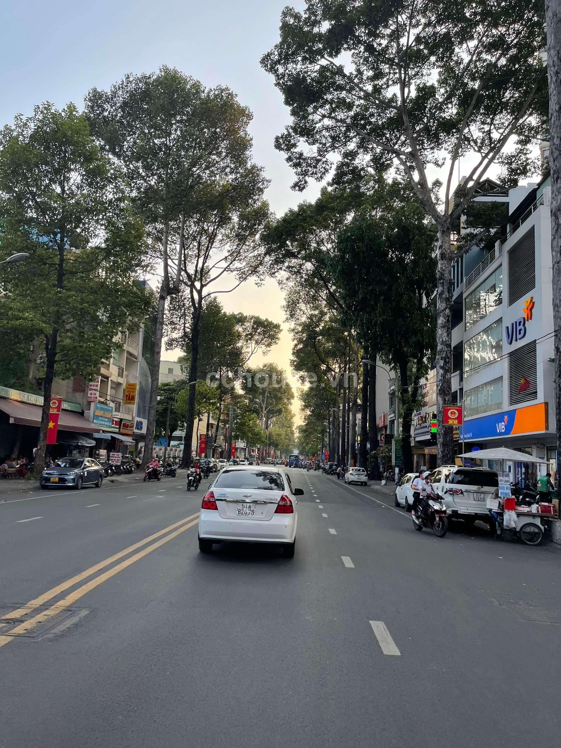 Cho thuê NCMT An Dương Vương, P.An Đông. DT 4x20m, 3 tầng