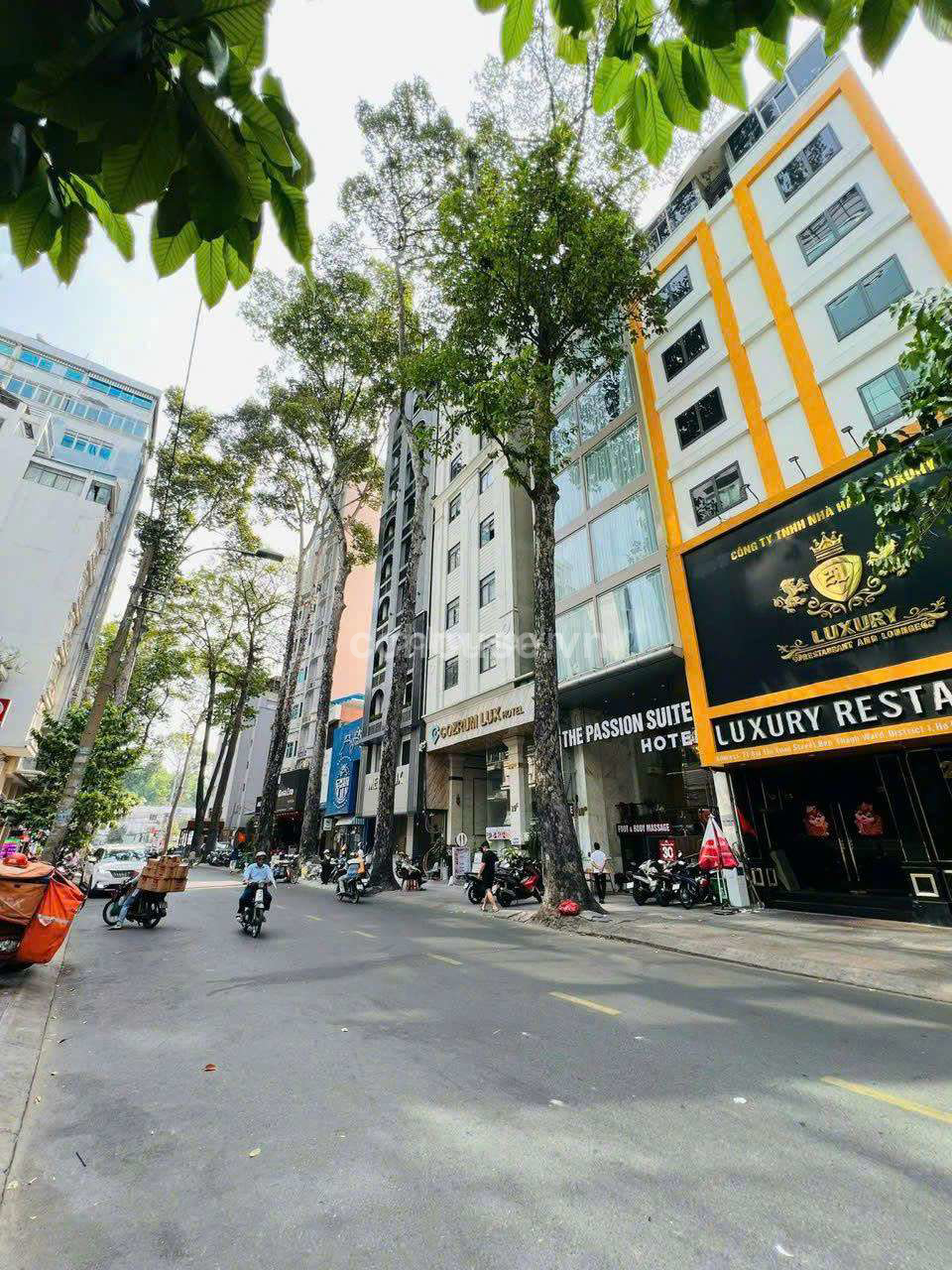 MT BÙI THỊ XUÂN PHƯỜNG BẾN THÀNH QUẬN 1 61m2
HĐT 55 triệu/tháng Vị trí Cực Đẹp