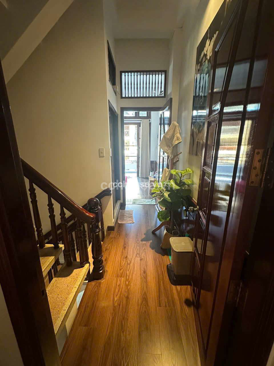 Mat-Tien-Kinh-Doanh-5-Tang--Ba-Hat-P9--Q10-id9995