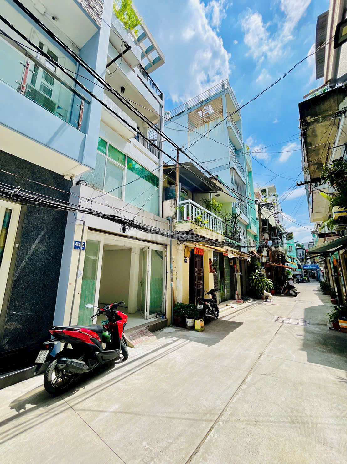 NHÀ 5 TẦNG HẺM XE HƠI HOÀ HẢO Q10