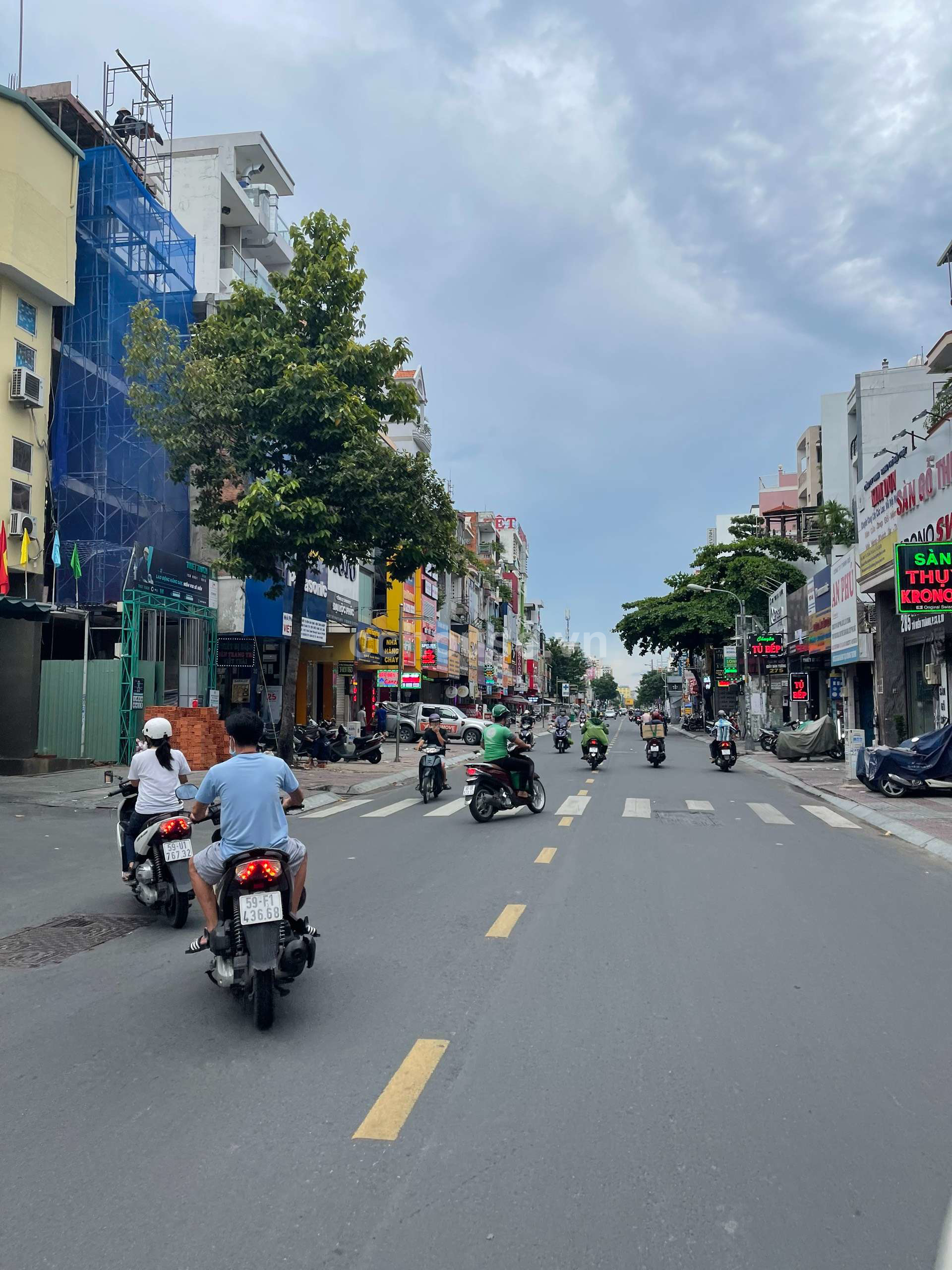 Bán nhà MTKD Tô Hiến Thành, P.Hòa Hưng. DT 4.1x23.5m, 3 tầng ST
