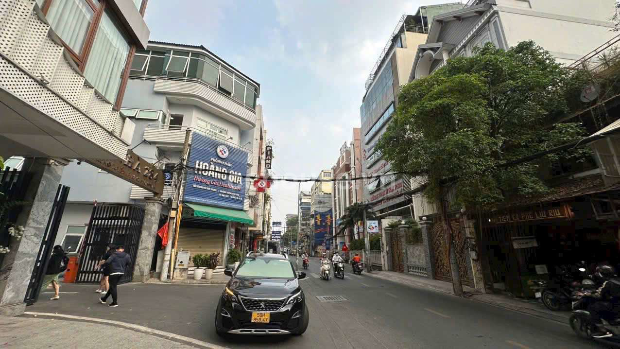 Nguyen-Trong-Tuyen-Phuong-10-Quan-Phu-Nhuan-9m-x-17m-1503m²-3-tang-HDT-58-trieuthang-id9796