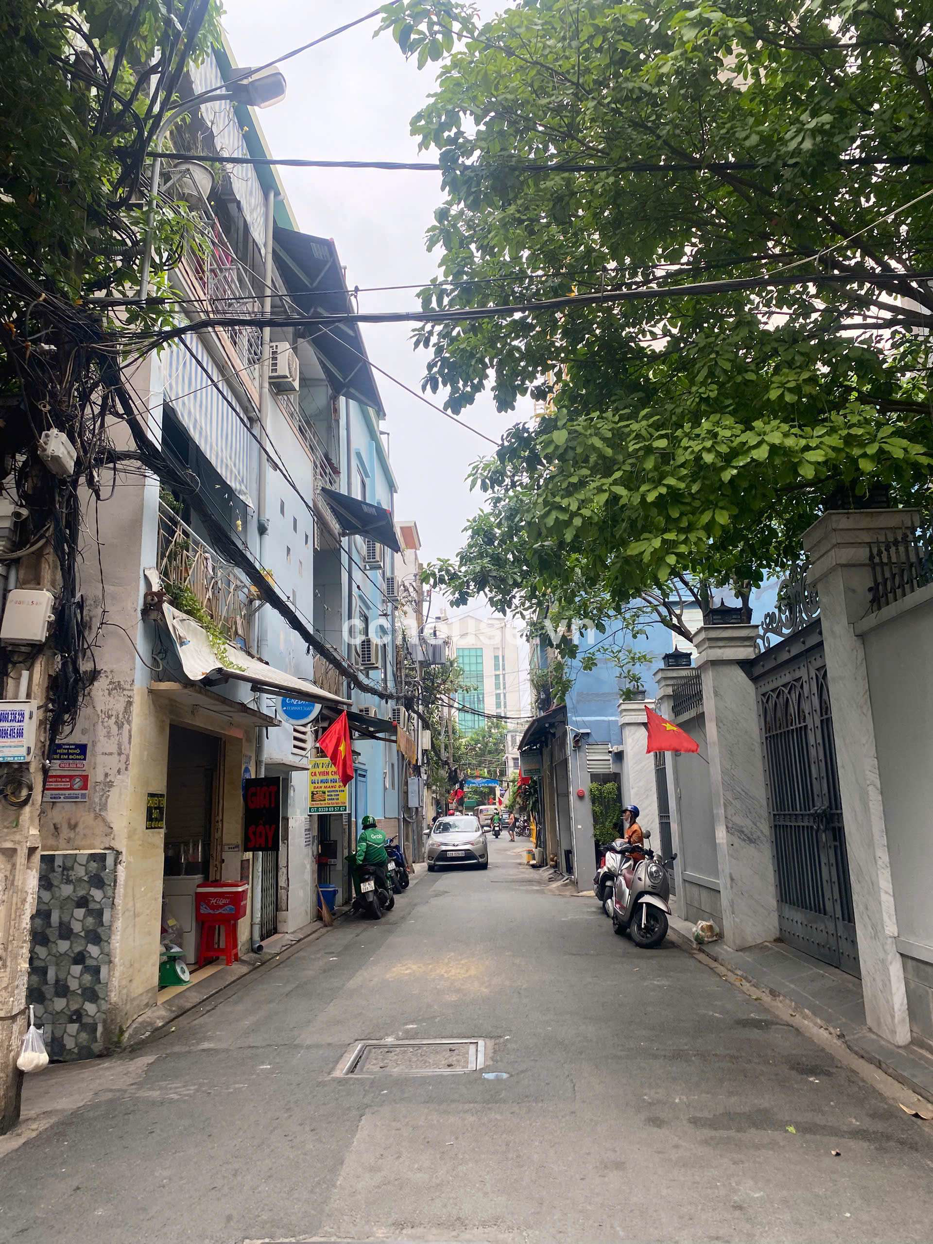 HXH Lê Văn Sỹ P1 Tân Bình ( DT 4.4m x 16m )