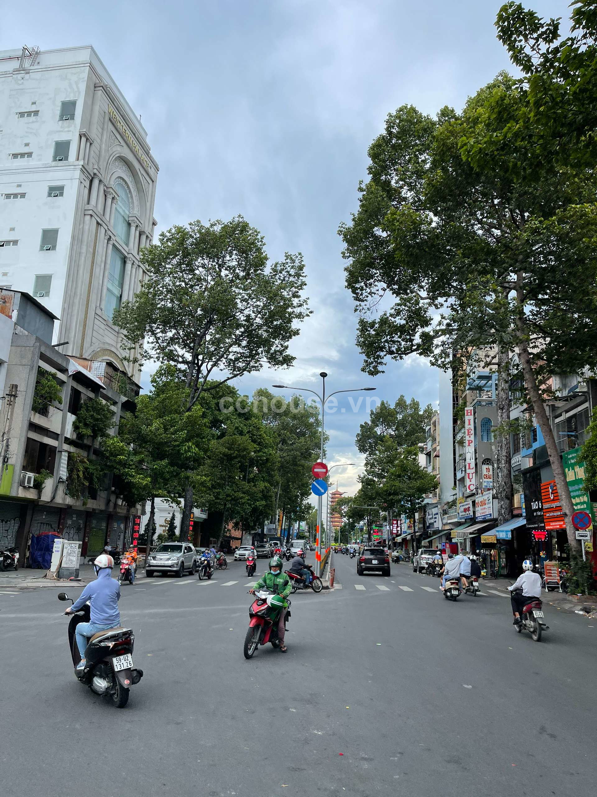 Cho thuê nhà MT Lê Hồng Phong, P.Vườn Lài. DT 13x11m