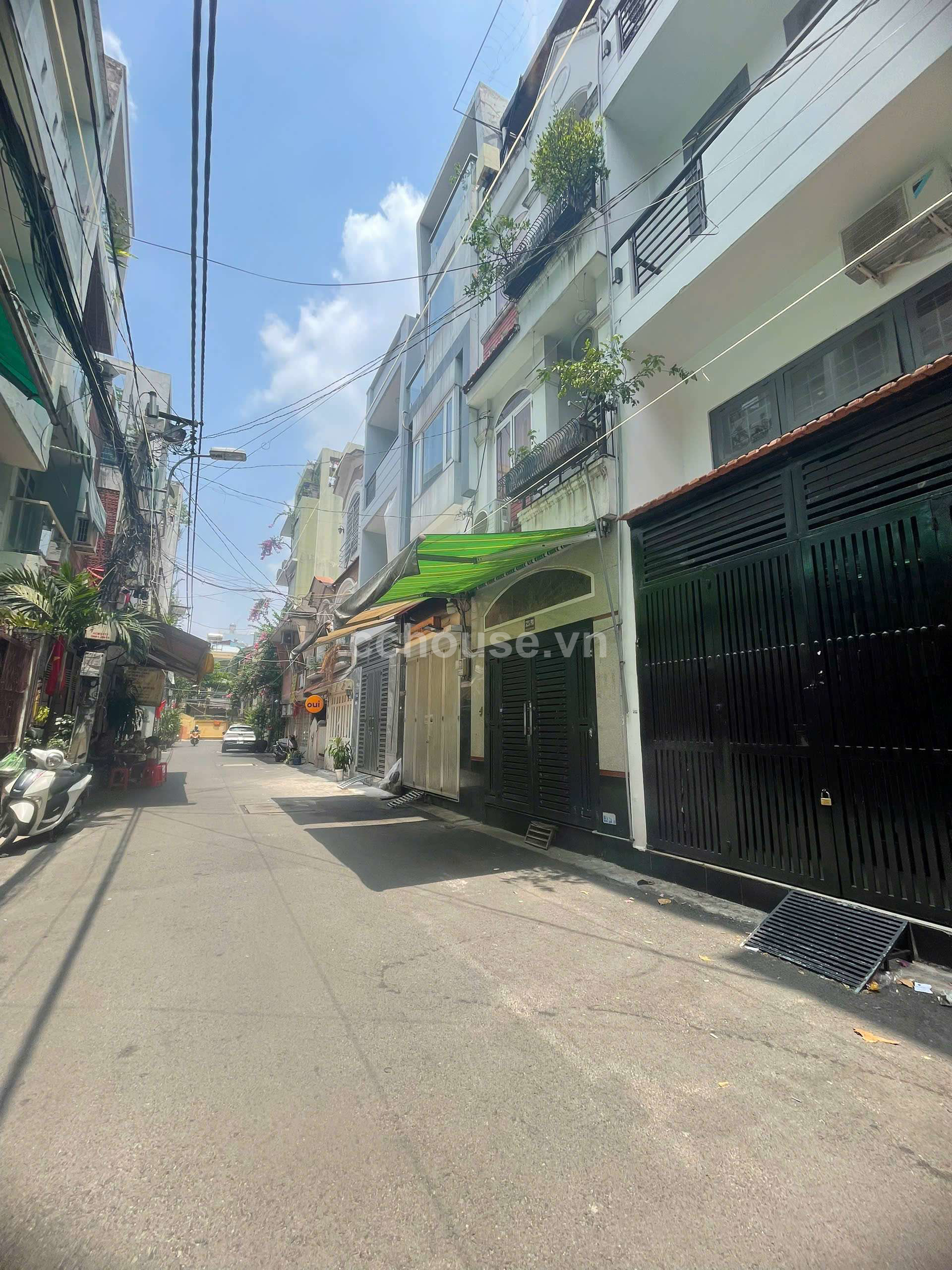 Duy nhất ngay lúc này đường nhựa 6m Huỳnh Văn Bánh . Thông tứ phía . Không còn căn thứ 2 so sánh .