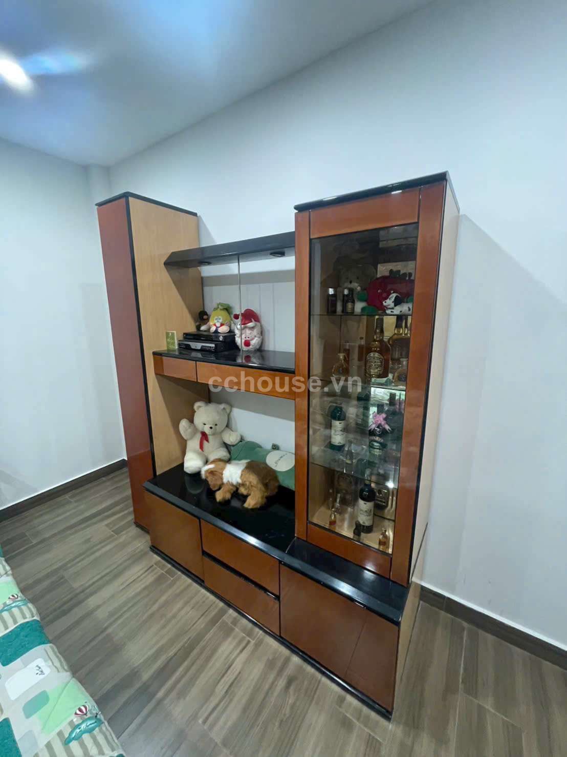 Hạ Giá bán Gấp Toà nhà 6 Tầng Mặt Tiền Kinh Doanh Lý Thường Kiệt . Q10