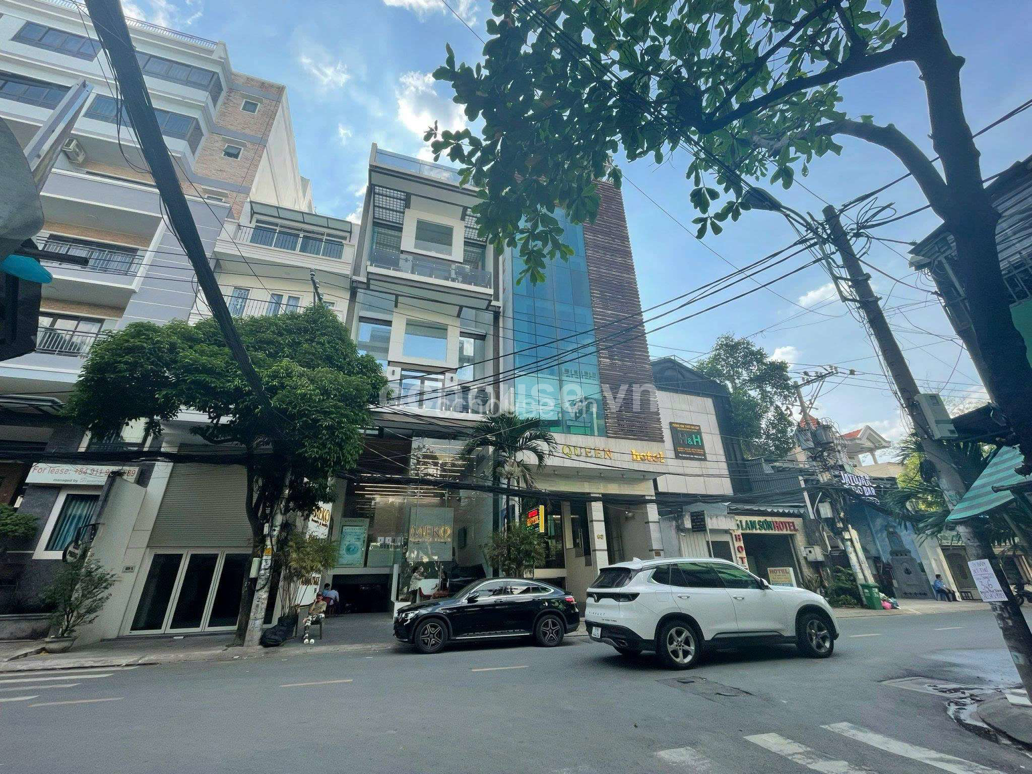 Khách Sạn Lam Sơn 1 Hầm 8 tầng HĐT 220 triệu 36 Phòng DT 173m2 Ngang 7m