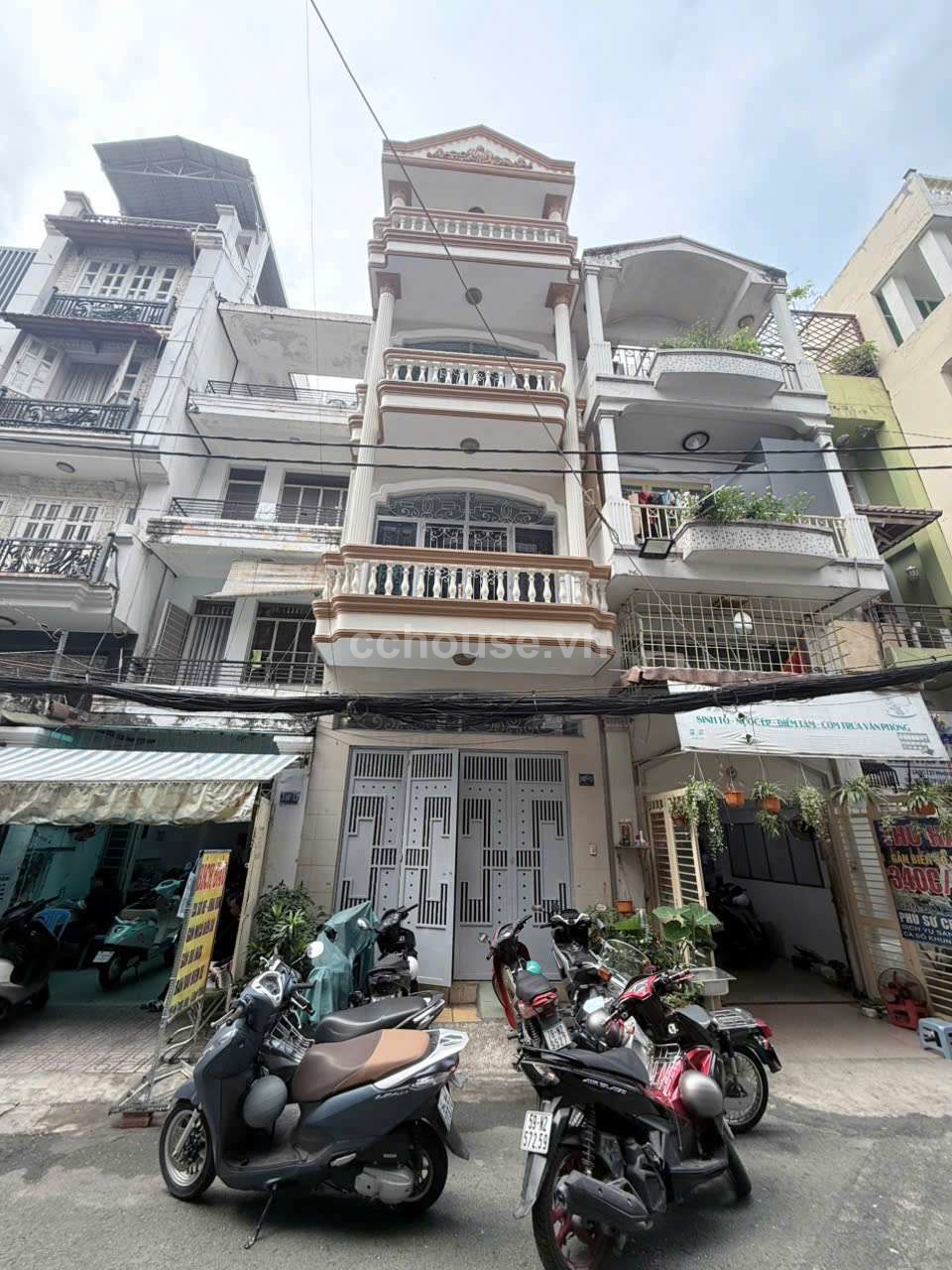 Hem-VIP-8m-Hoang-Van-Thu-Quan-Tan-Binh-tret-DT--4x18m-dtcn-71m--4-tang-Gia-nhinh-15ty-id9847