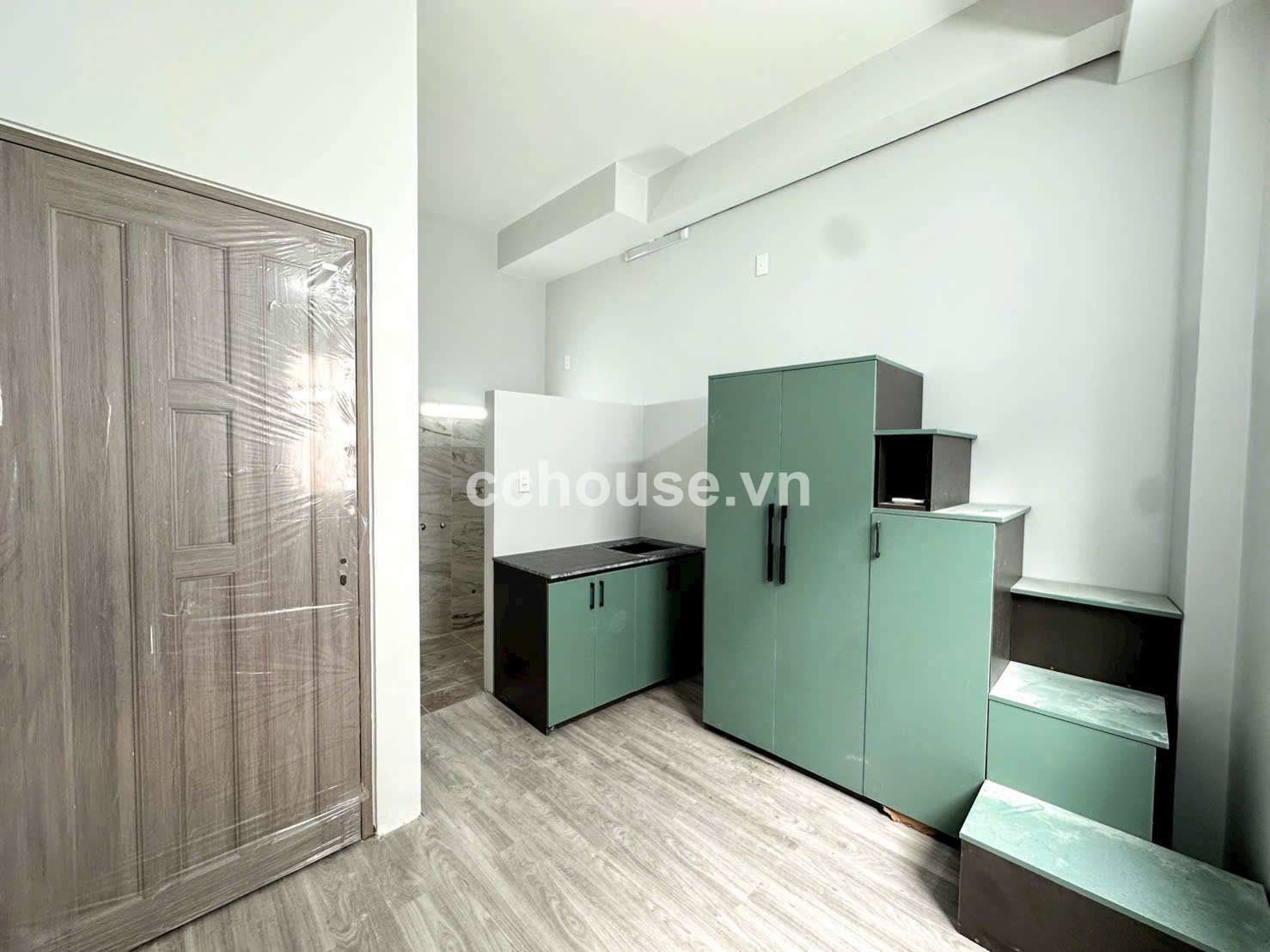Căn Hộ Dịch Vụ Ngang gần 6m ngay trung tâm Q.10 .