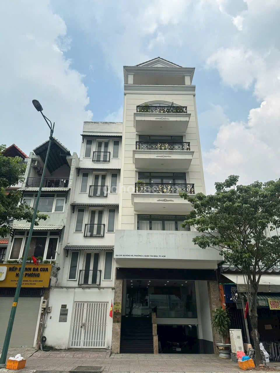 Nha-Mat-Tien-Hong-Ha-57m2-4-Lau-Moi-Dep-Ngay-San-Bay-Cuc-Sung-cho-thue-gia-tot-id9848