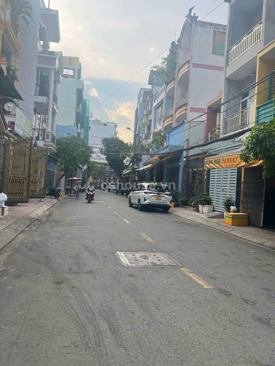 Mặt tiền 12m Tân Bình. 4x15m. Giá bán 9,9tỷ